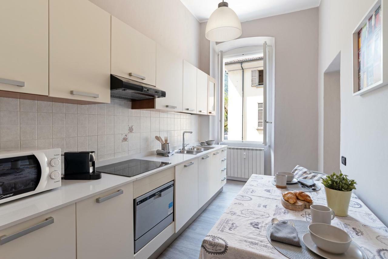 Vittoria Corner - Bymyhomeincomo Como Exterior foto
